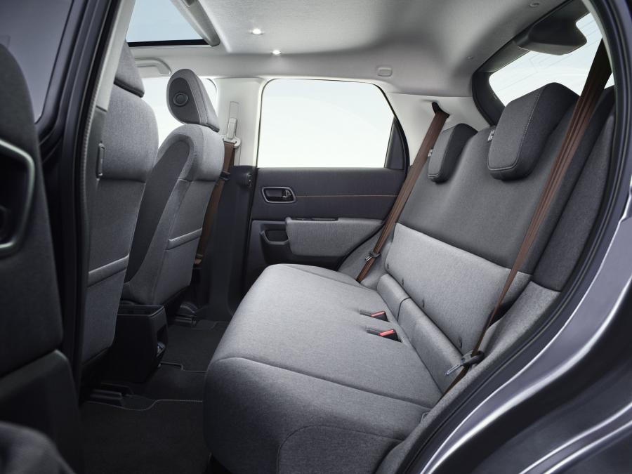 Интерьер Honda e 2020 года  (WW) (фото 10 из 48)